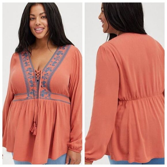 Torrid Top womens plus size Embroidered Babydoll  Boho Fairy lace up Flowy New - Picture 1 of 12